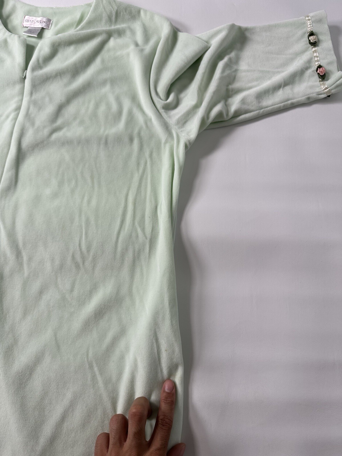 Vintage Shadowline Robe Velour Roses Mint Green Size M Zip-Up Housecoat
