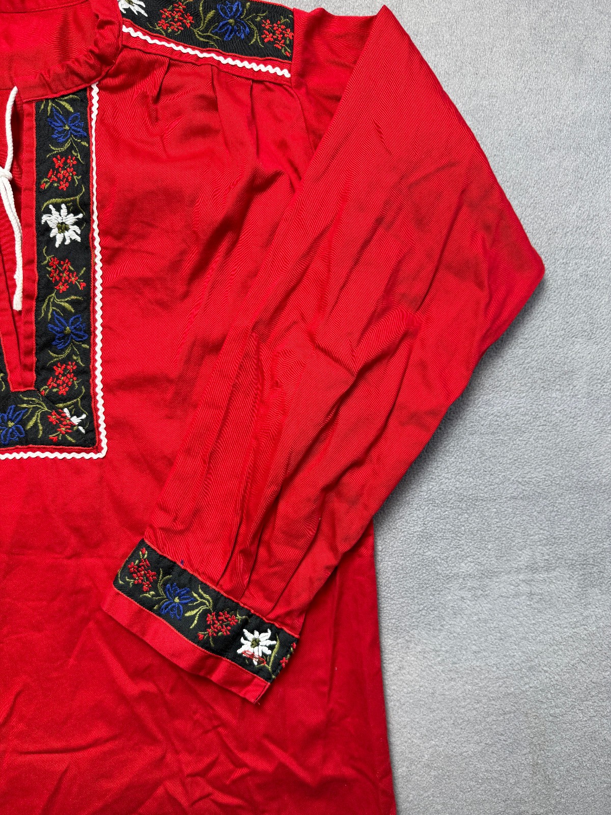 Alpine Bavarian Traditional Embroidery Cotton Blouse Trachtenbluse Red Size S
