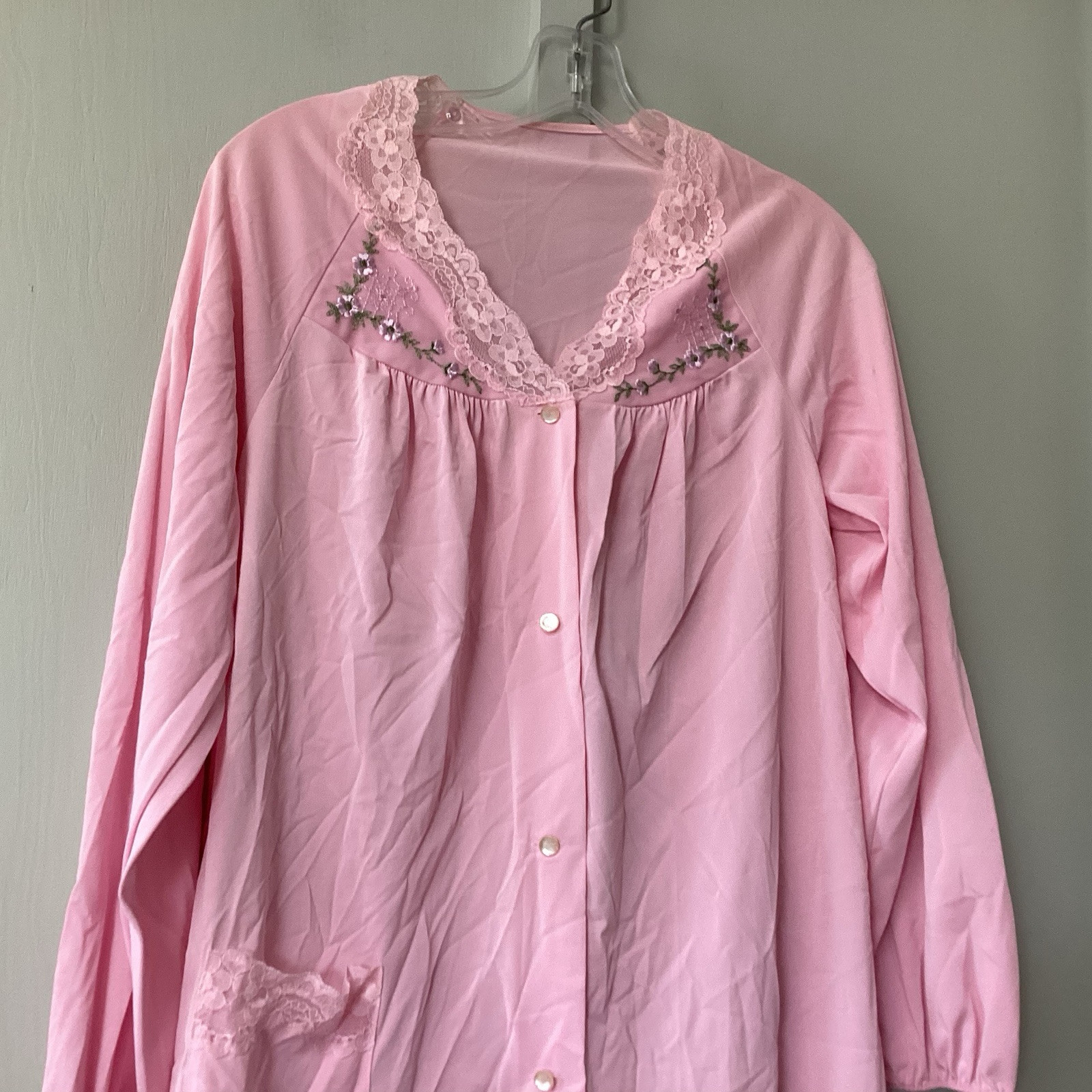 Vintage 70’s Pink Night Gown Ruffle Button Sissy Large Button Down Long Sleeve