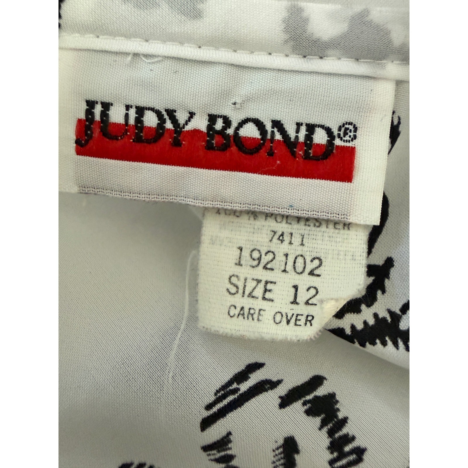 Vintage Judy Bond 1970s Short Sleeve Top White with Black Floral Print Sz 12