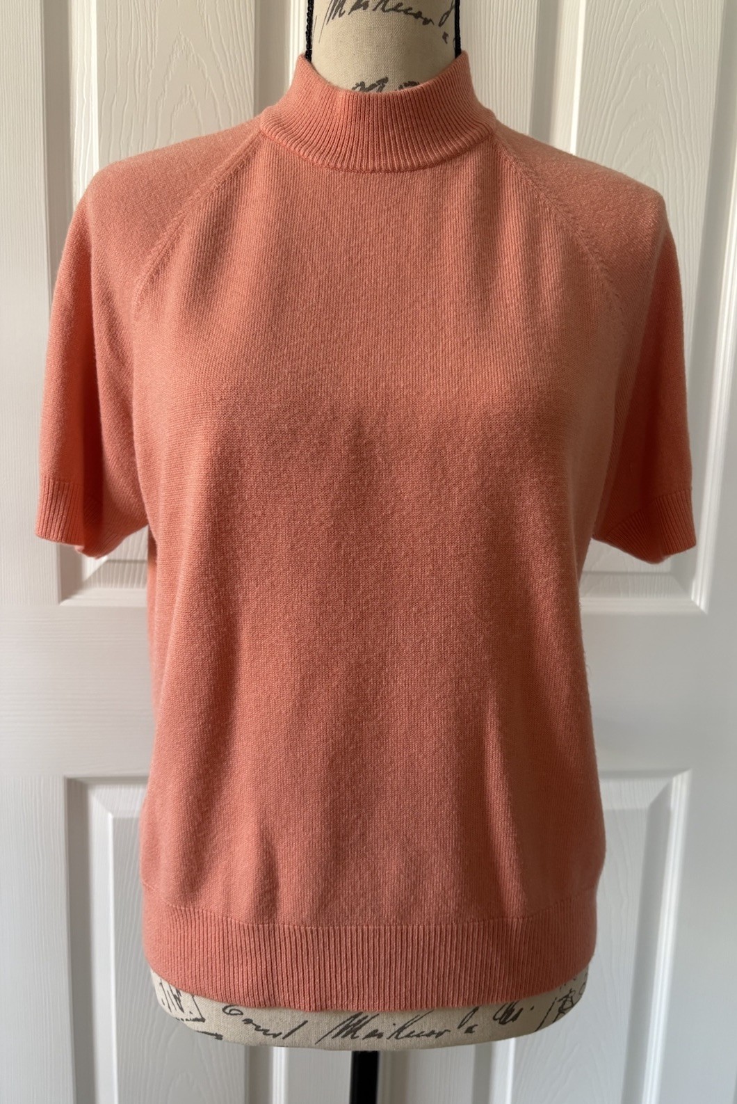 DRAPERS & DAMON’S Short Sleeve Sweater Apricot Soft Acrylic Vintage 90s Petite M
