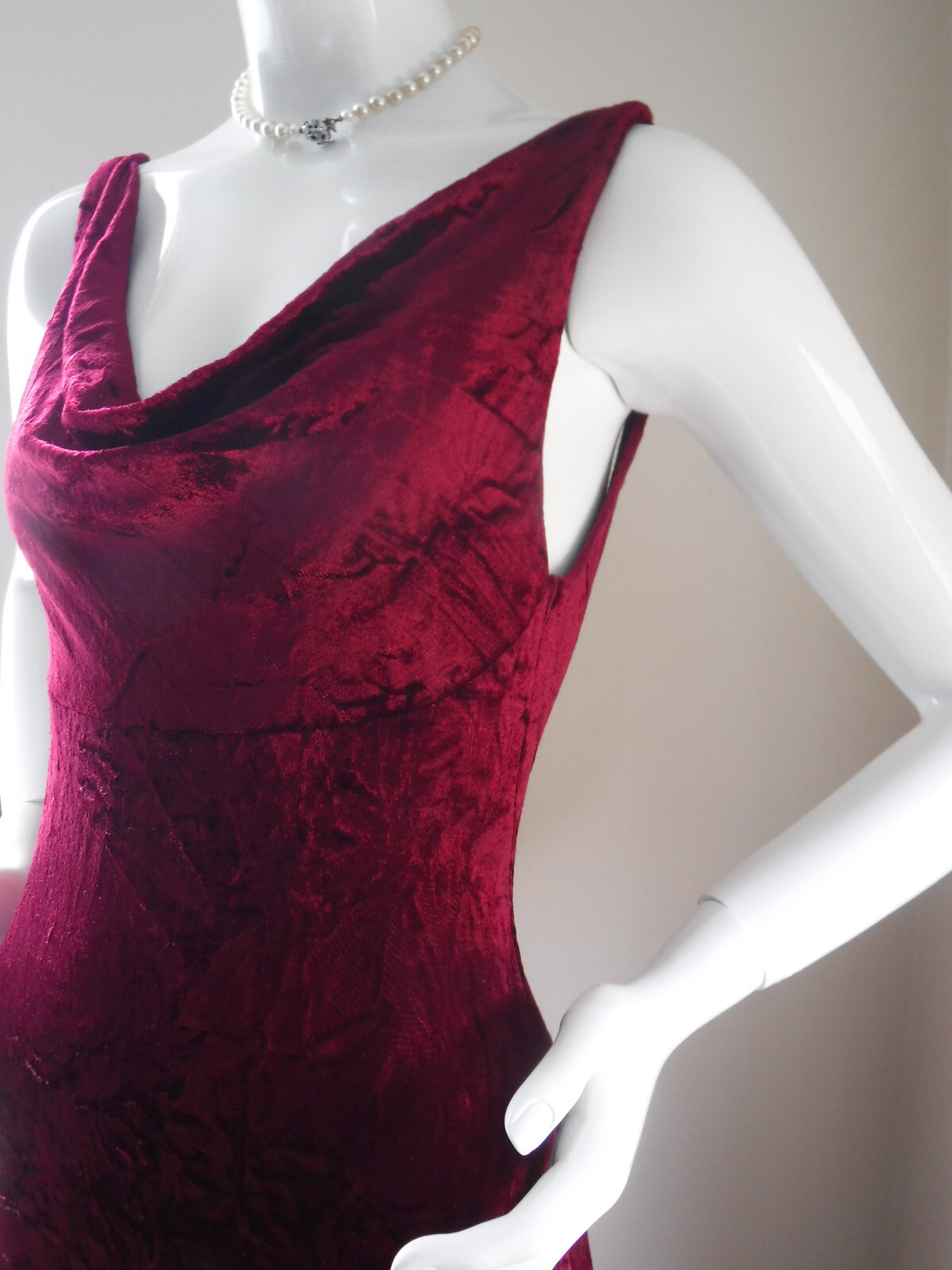 Gorgeous! Rare Vintage Union Made ILGWU Red Crushed Velvet Maxi Dress Gown SEXY!