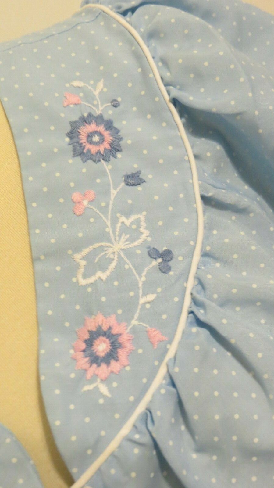 It’s a Charm Housedress Robe Vintage Look Womens M/L Blue White Dots Floral Snap