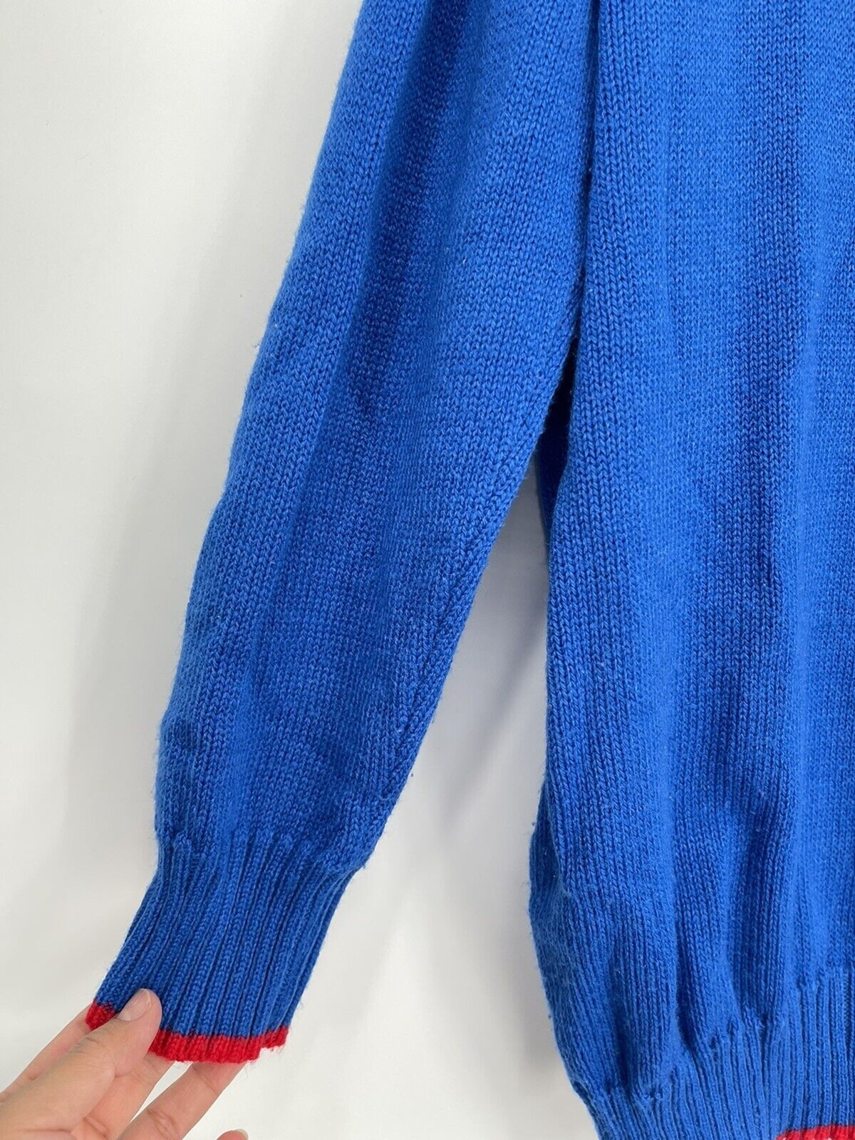Eileen 42 Pullover Sweater Women Blue Good Vintage Red Trim Crew Neck Acrylic