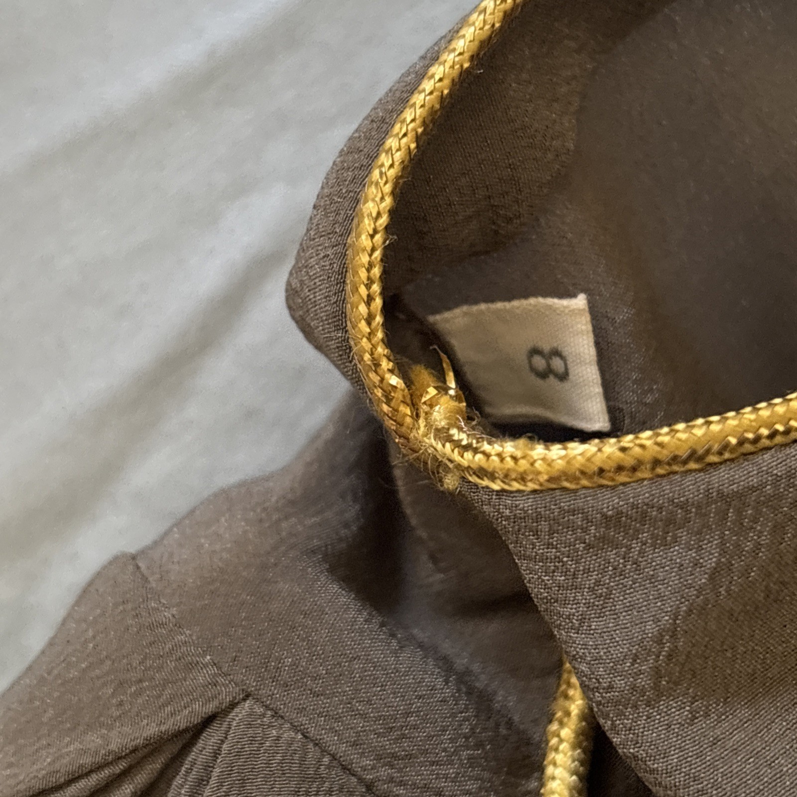 VINTAGE OLIVE GREEN 100 % SILK TAHARI BLOUSE