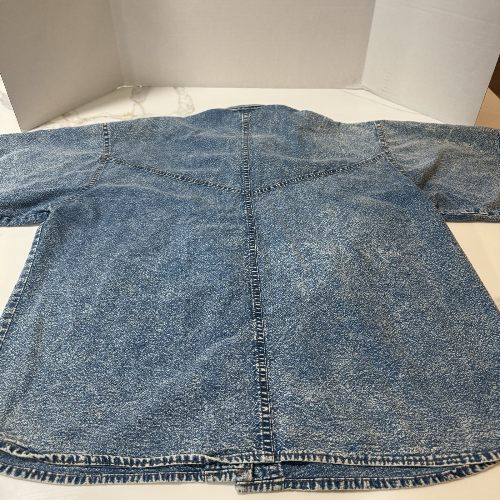 VTG Pretty Bleu Womans Floral Embellished AcidDenim WashWestern RetroTop M