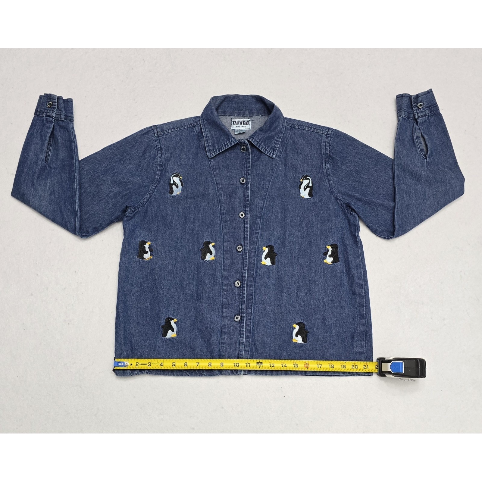 Tagwear Worldwide Vintage Blue Denim Penguin Embroidered Button Down Shirt Med