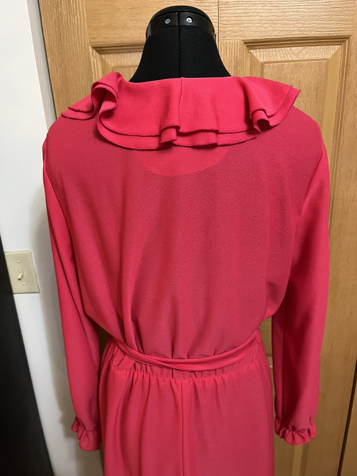 VTG TRENDS BY JERRIE LURIE Flounce Elastic Waist Dress. Tie Large Fuscia Ruffle