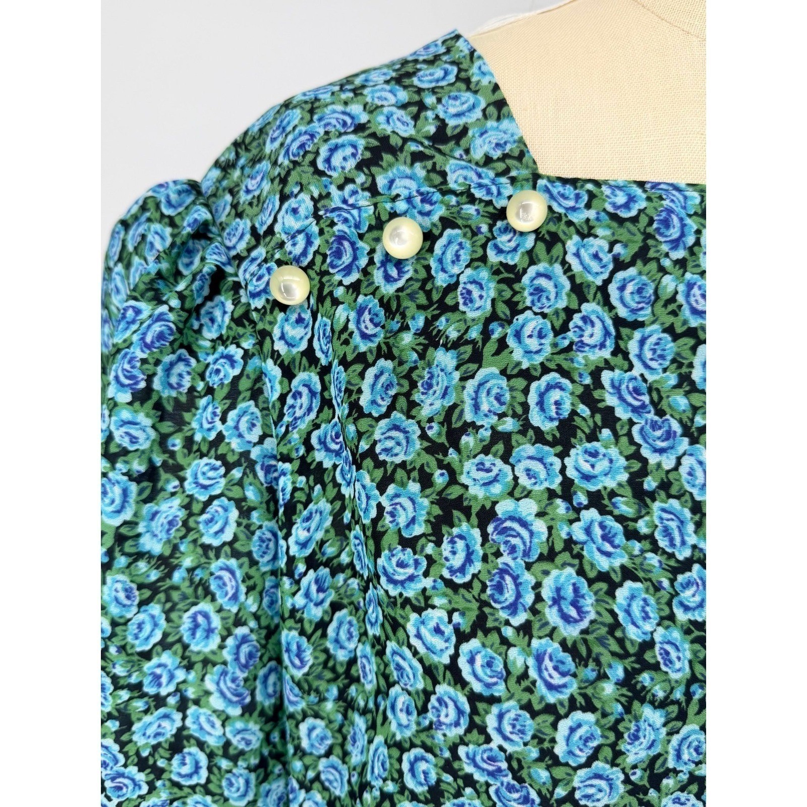 Vintage size 18 Womens Dress Caroline Wells II Blue Floral Cottagecore