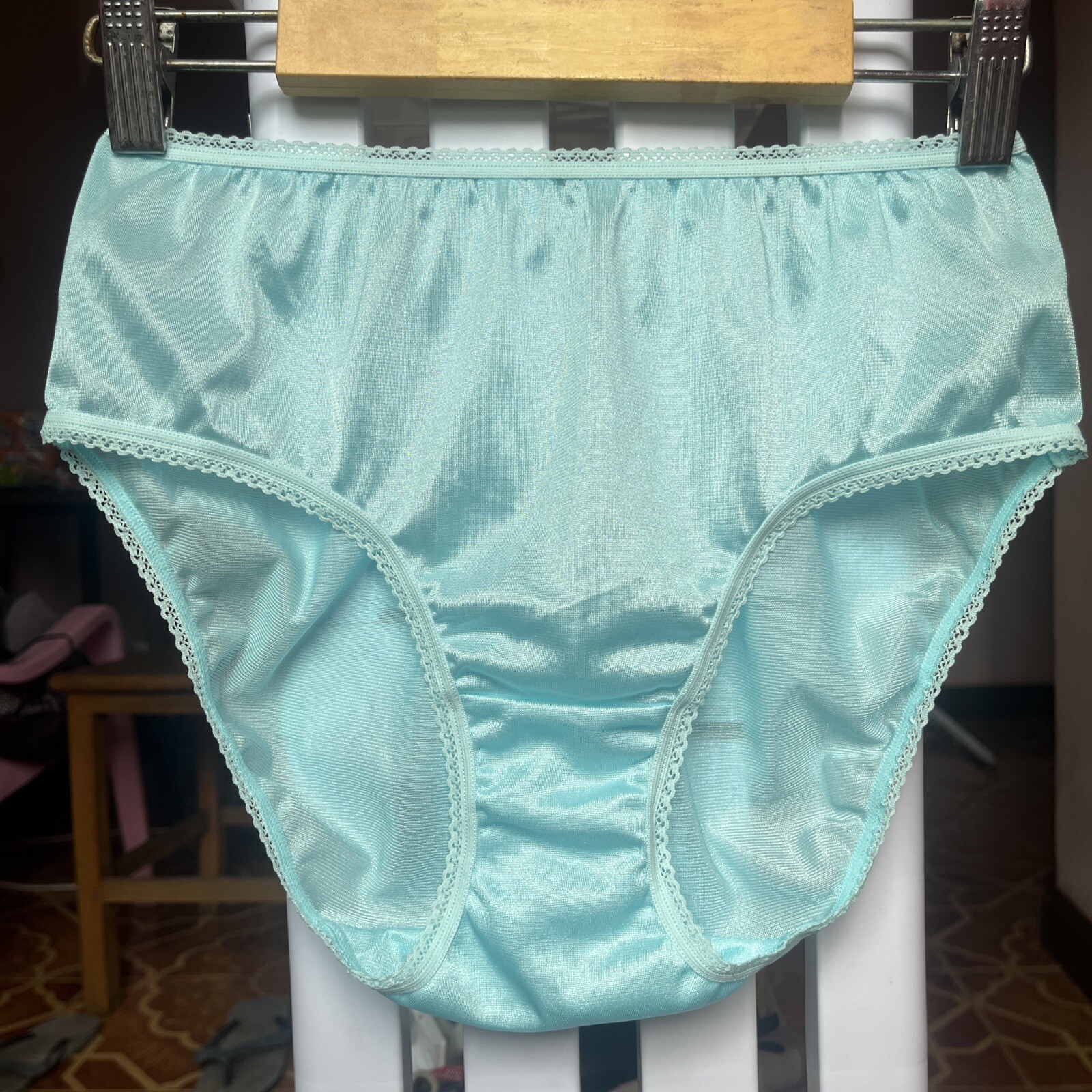 3X Vintage Panties Nylon Classic Briefs Bikini Trim Lace Size 6 Hip 39 Inch