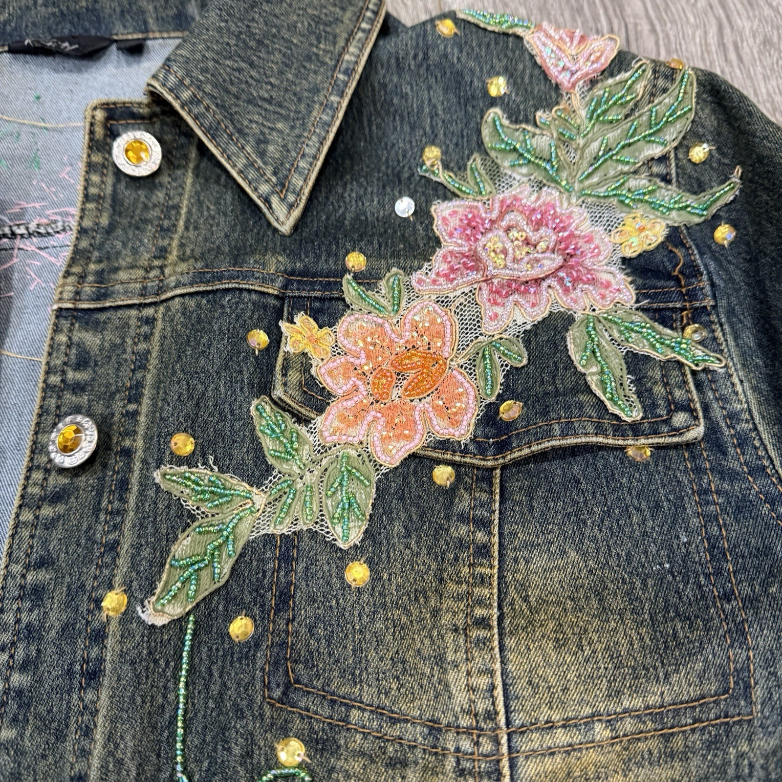 Vintage Kaity Boho Beaded Denim Jacket Beaded Size XL Floral Appliqué