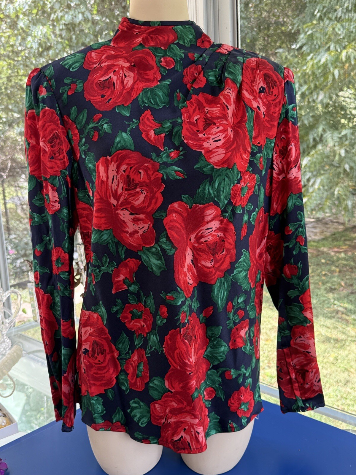 Vintage Carlisle Navy Blue SILK Blouse Red Roses Green Leaves Gathers 36”