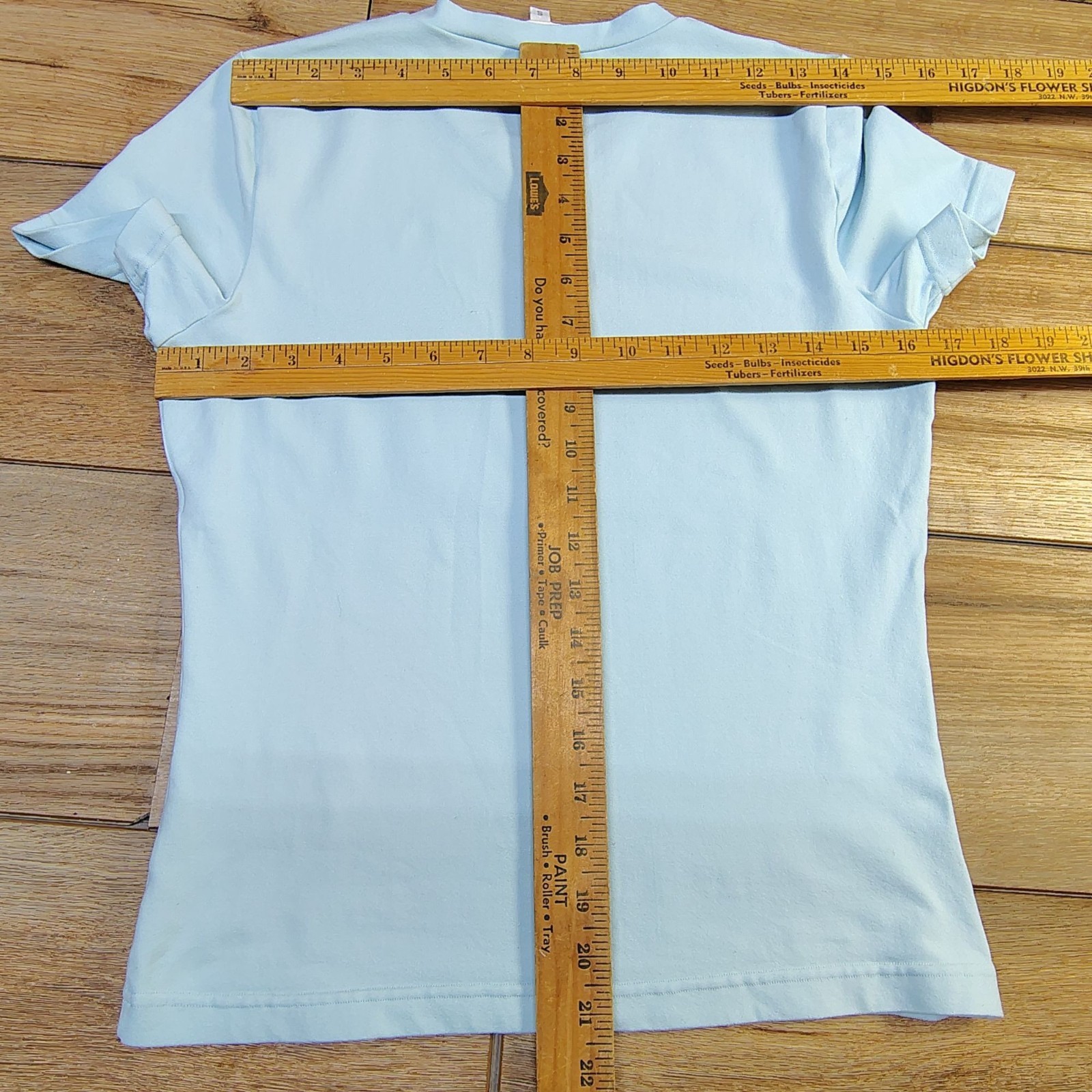 Ballinger Gold Supplex Lycra V-Neck Tee USA 90s Baby Blue Small