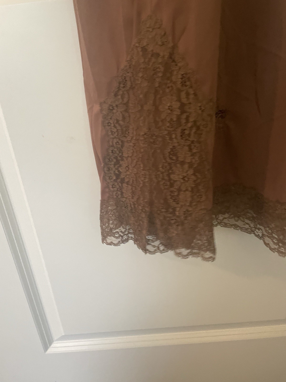 Vintage Van Raalte Suavette Full Slip Mocha Mushroom Brown Lace Size 40, 07206A