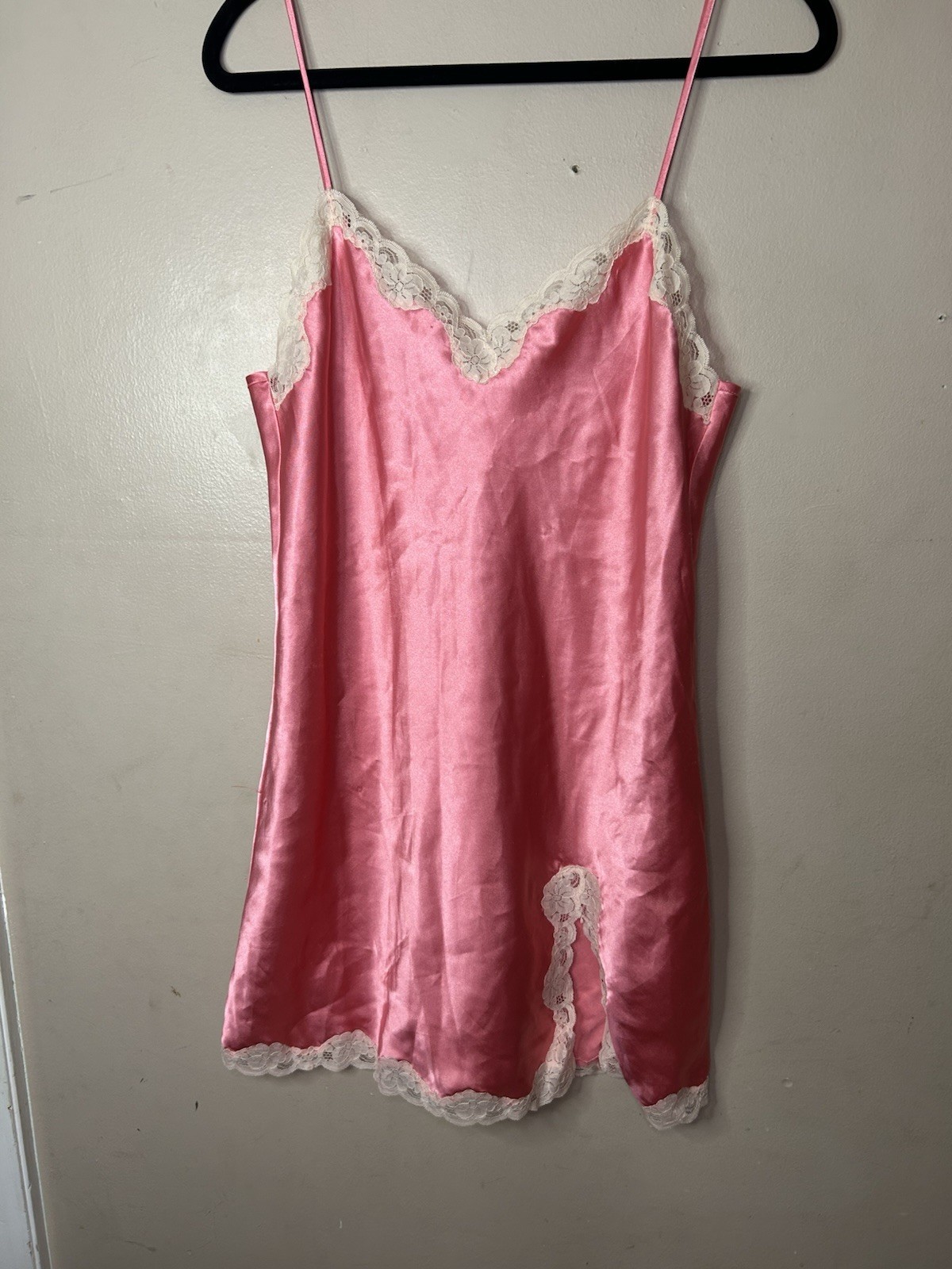 Vntge Peach pink Satin Lace Chemise Slip Nightgown Y2K Lingerie Women’s M/L Cruz