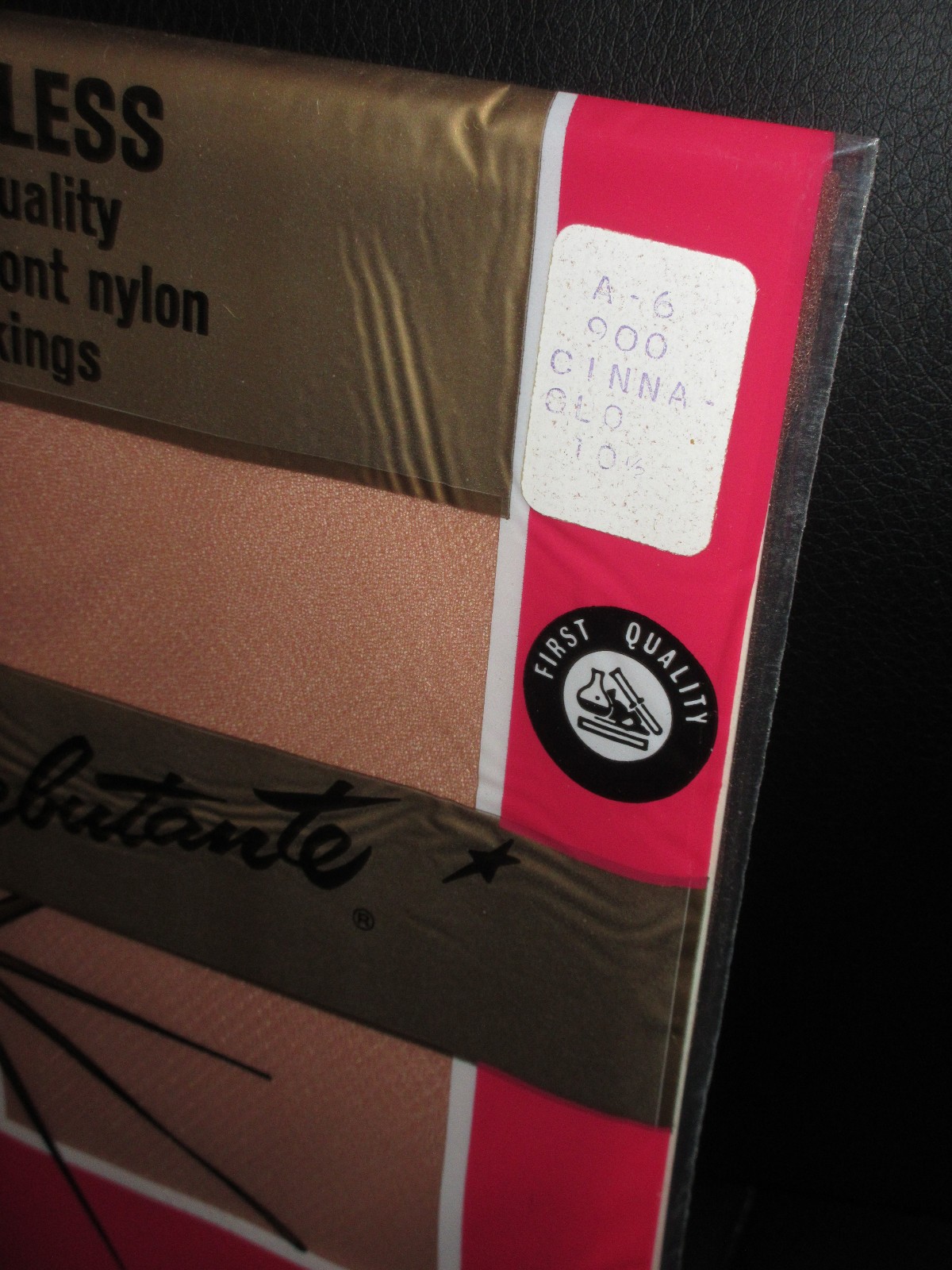 Vintage Nylon (stockings) DEBUTANTE CINNA-GLO BEIGE 10.5 A-6 900 Never worn