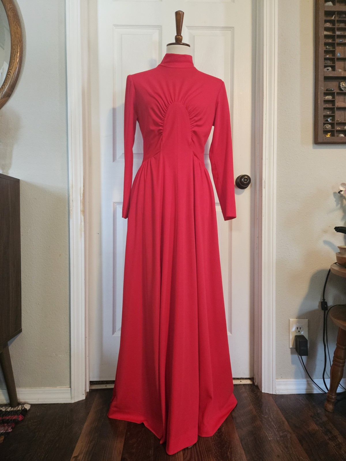 Vintage 1970s Red Polyester Long Sleeve Gathered Maxi Dress Size 6/8