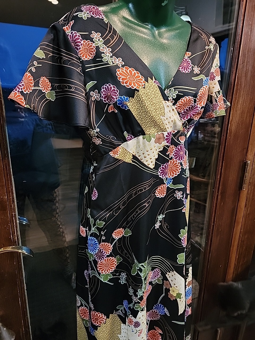 Nani Hawaii 10 Vintage maxi dress low plunge back Chris cross front black floral
