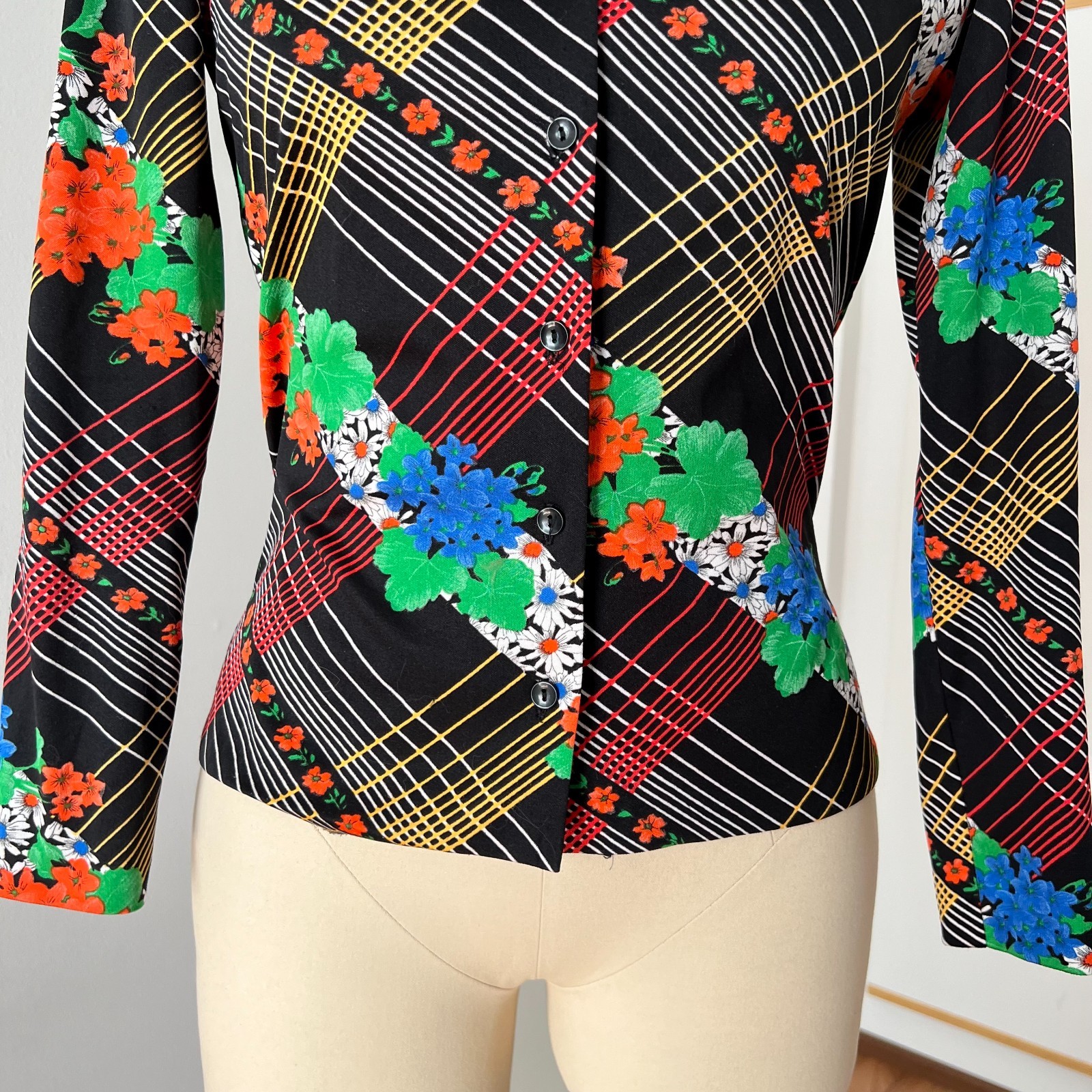 1970s Floral Dagger Collar Shirt Long Sleeves Button Front Psychedelic Blouse 40