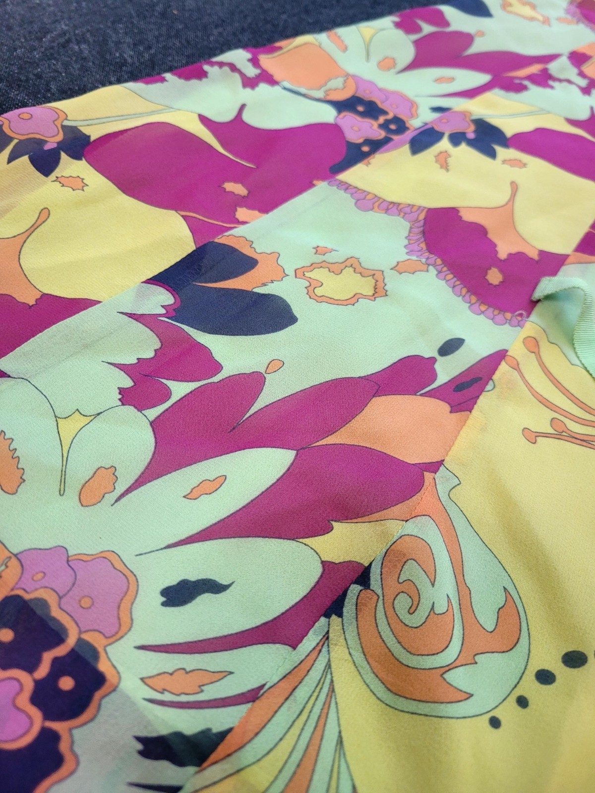 Vintage 90s Y2K Psychedelic Knee Length Skirt Silk Floral Bright Mod Gogo 10 M/L