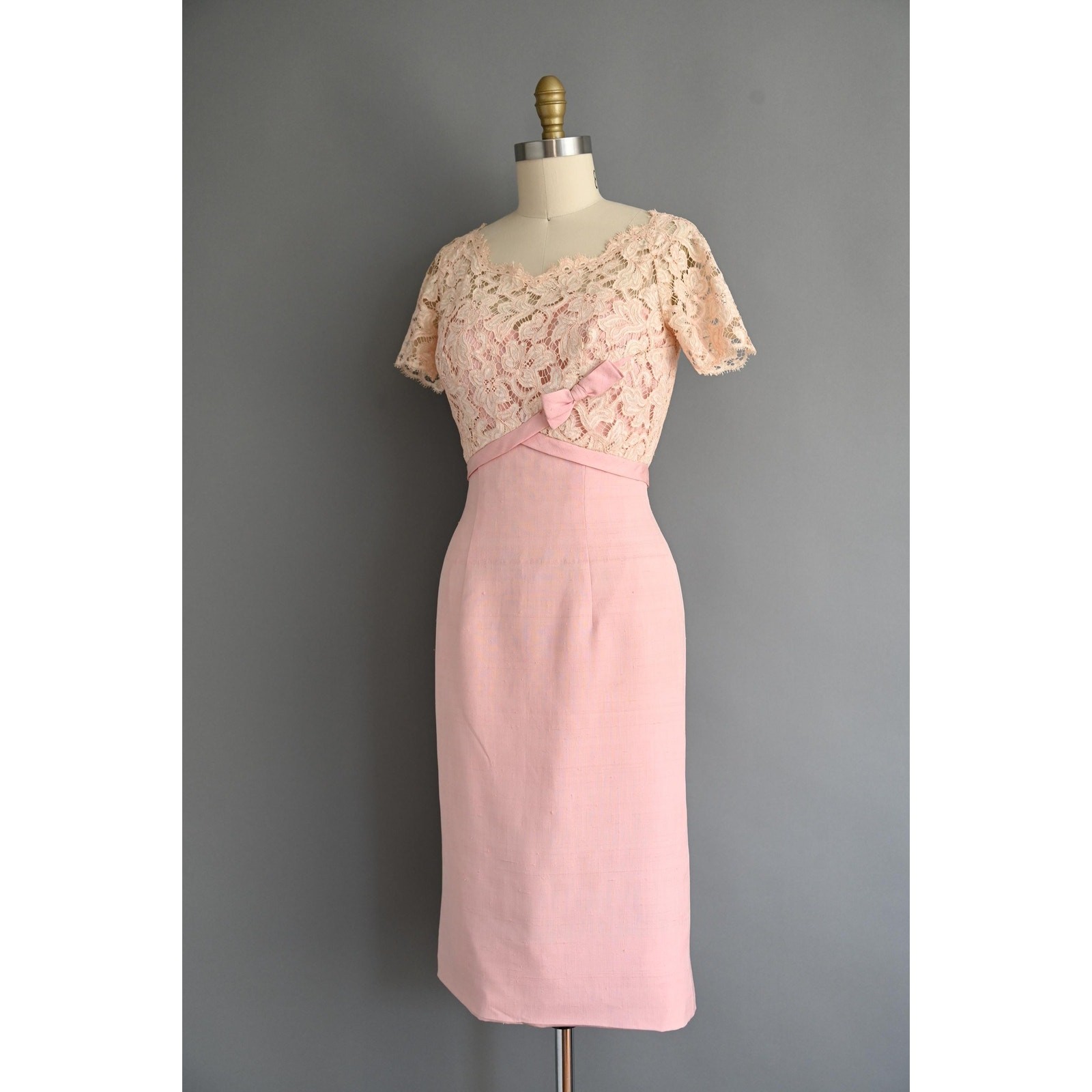 vintage 1950s dress | Terry Allen Pastel Pink Lace cocktail Dress | Medium