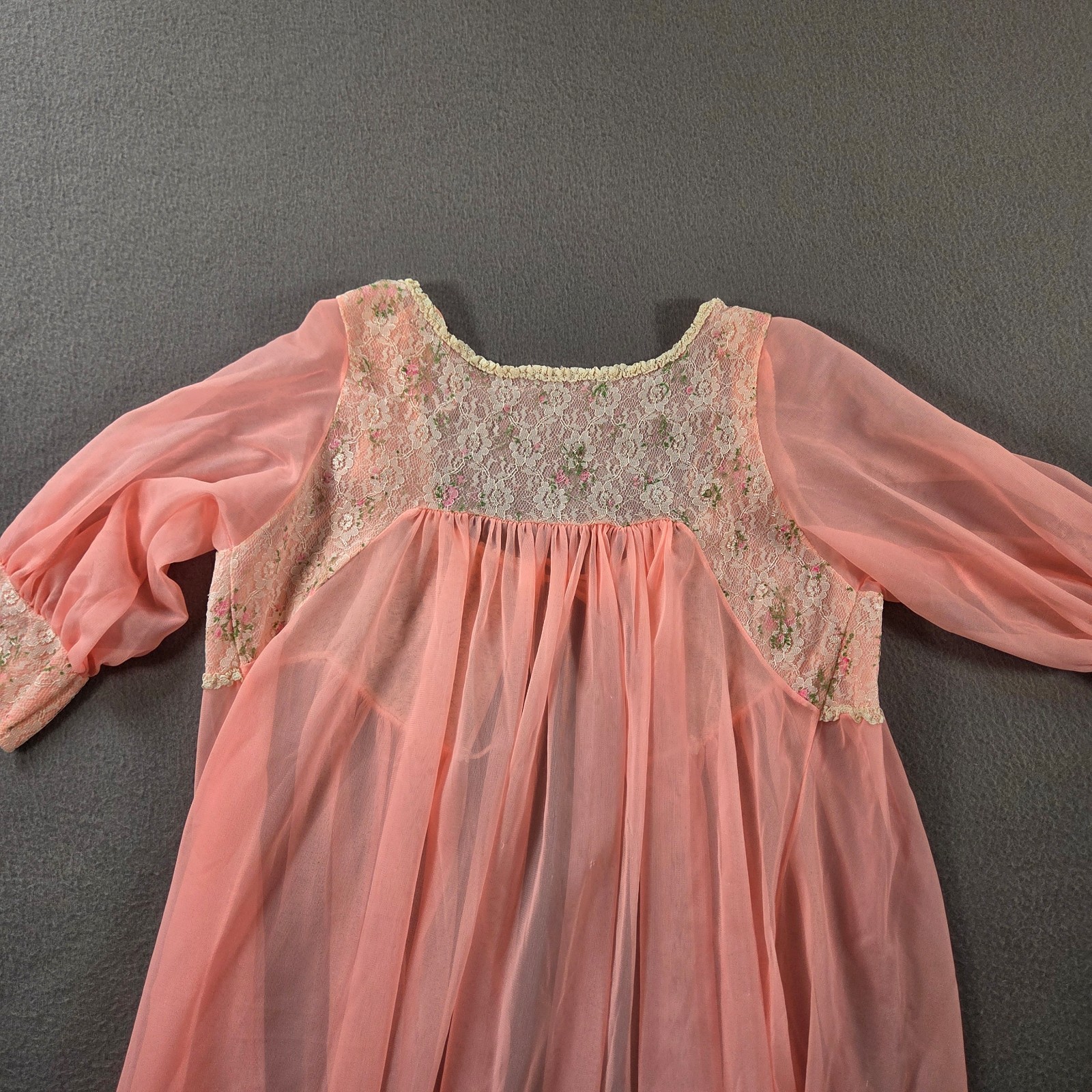Vintage Nightgown Womens Medium Pink Sheer Short Sleeve Lace Trim Peignoir 70s