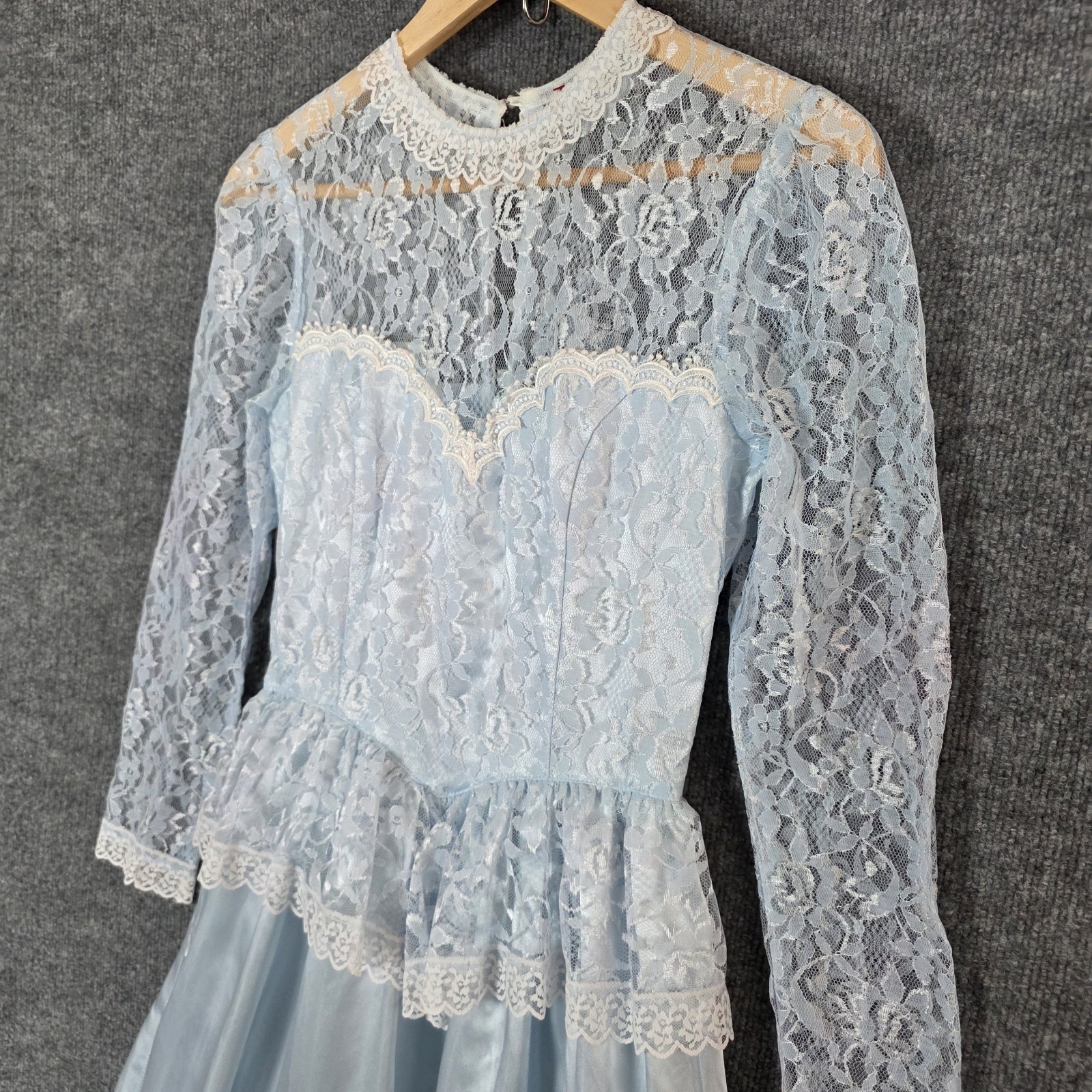 Vintage 80s Gunne Sax Prom Dress SZ 7 Icy Blue Lace Satin Victorian Tulle Skirt