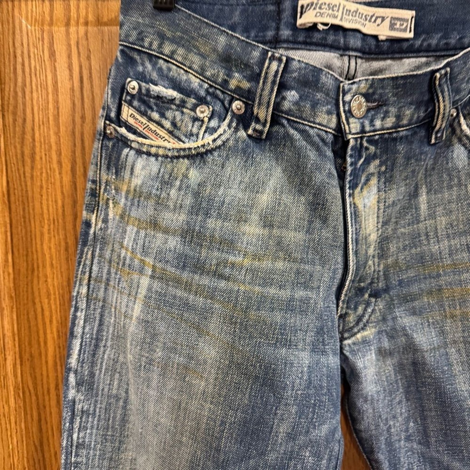 Diesel “Fanker” Made in Italy low rise jeans. Y2K 2001. Size 30