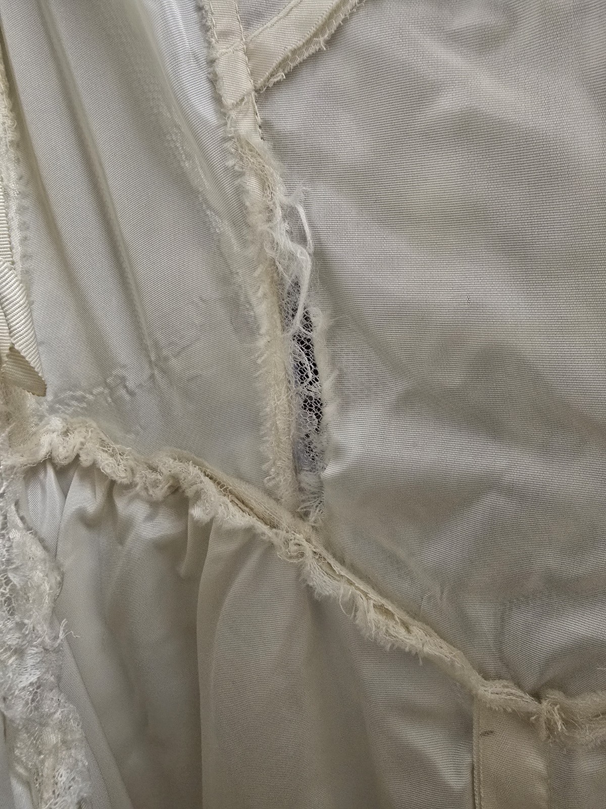 1950s-1970s Vintage Wedding Dress And Veil