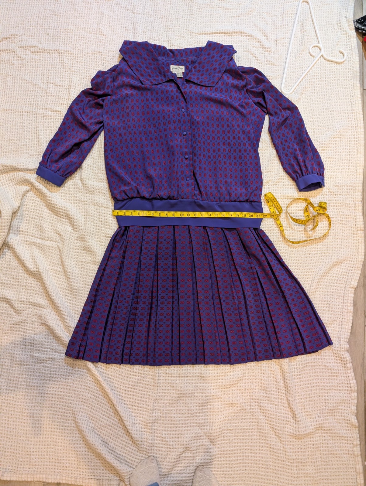 Vintage 1980 Grace Tone Fashion Purple And Red Dress. Vintage Size 20