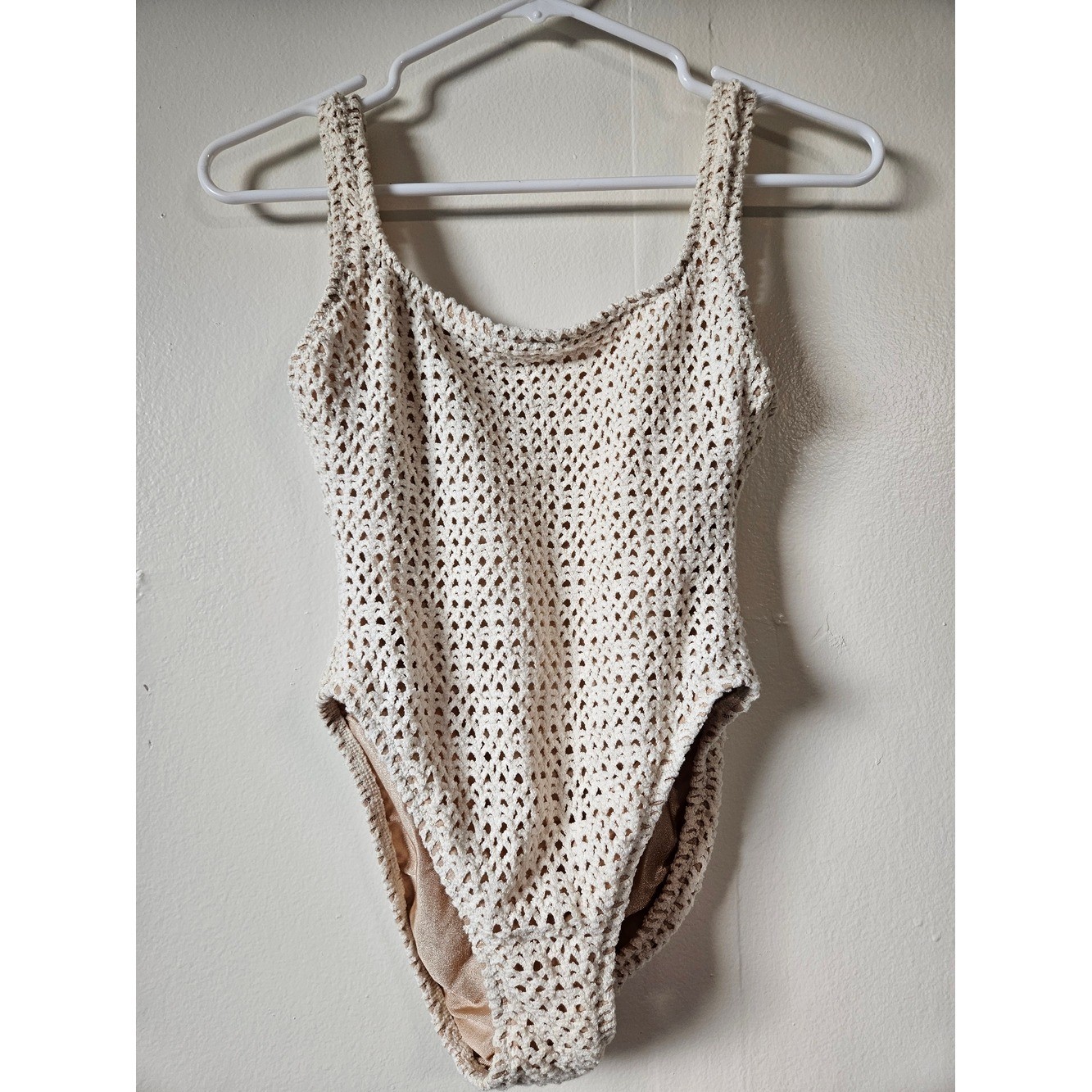 VTG 90s Baja Blue Crochet One Piece Swimsuit Metallic Gold Cream High Cut Size 6