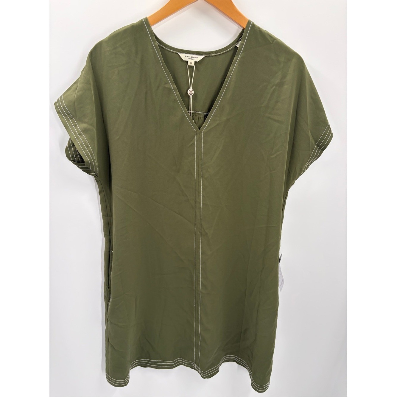NWT Max Studio London Army Green Contrast Stitch V-Neck Top Size M