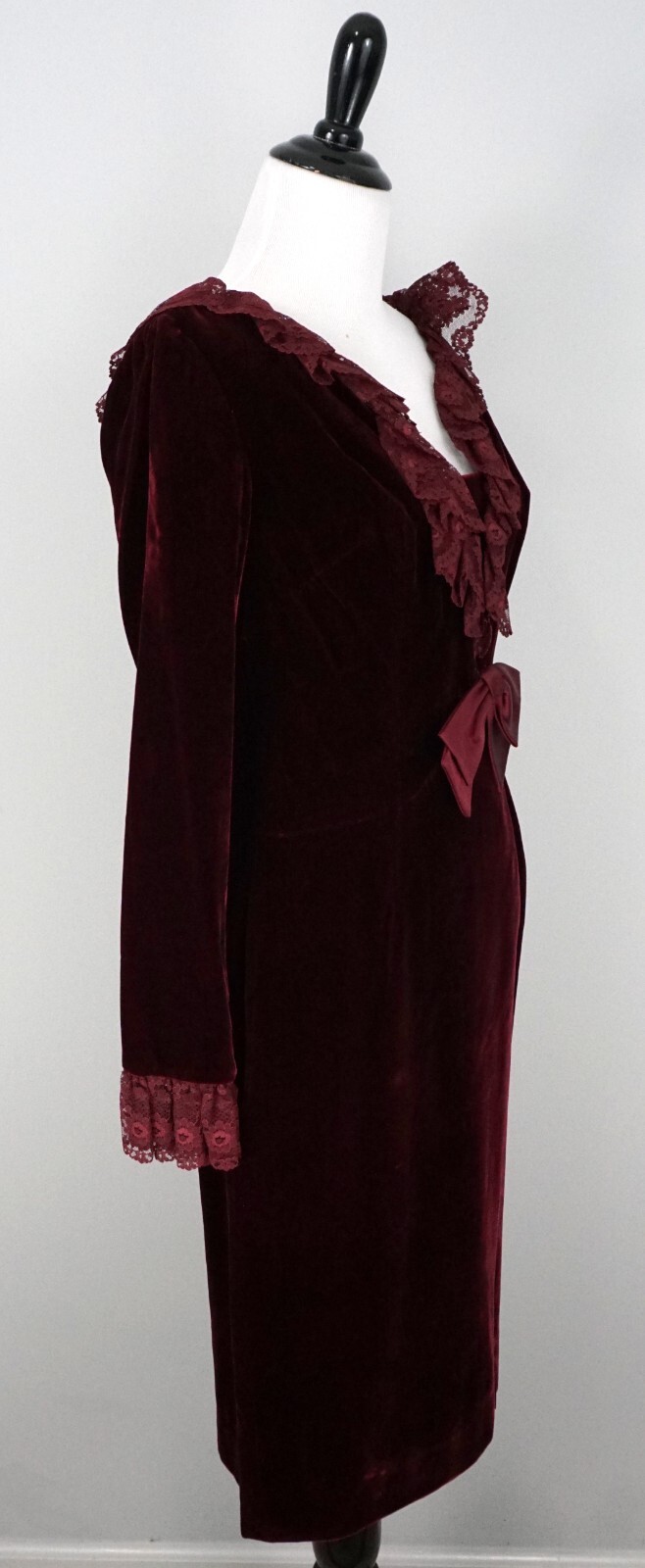 Vintage Carnival Red Burgundy Velvet Long Sleeve Lace Ruffle Victorian Dress 4