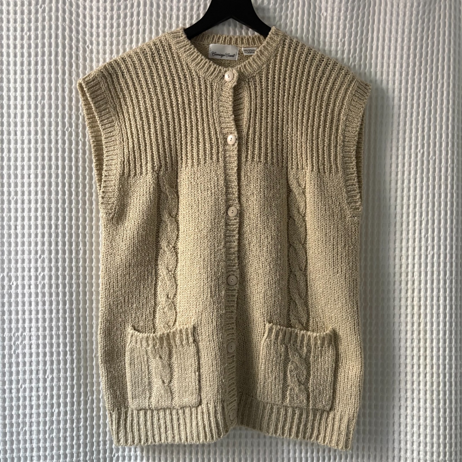 Vintage Carriage Court acrylic knit sweater vest women’s medium 1980s retro twee