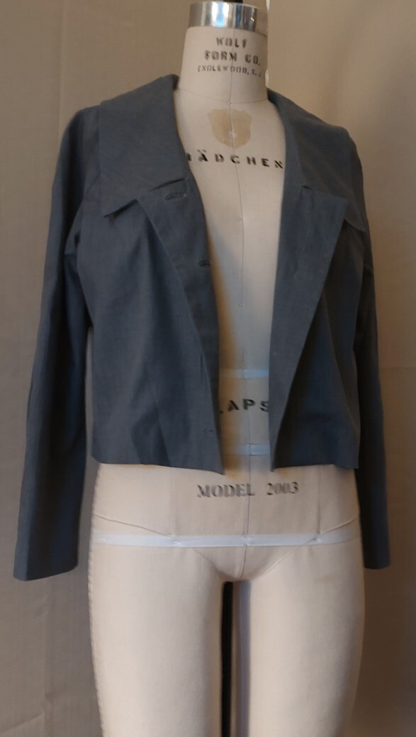 Vtg 1960s JACKET / TOP Dove Gray Poplin, Wide LAPELS w/ BUTTON CLOSURE, Tailored