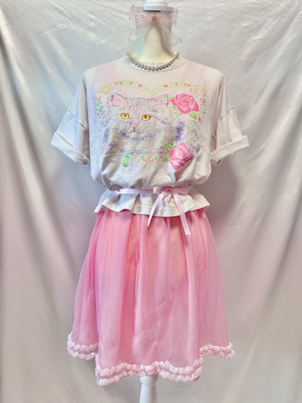 Vintage 1990s Cat Graphic T shirts Made in USA Size L Kitten Kawaii