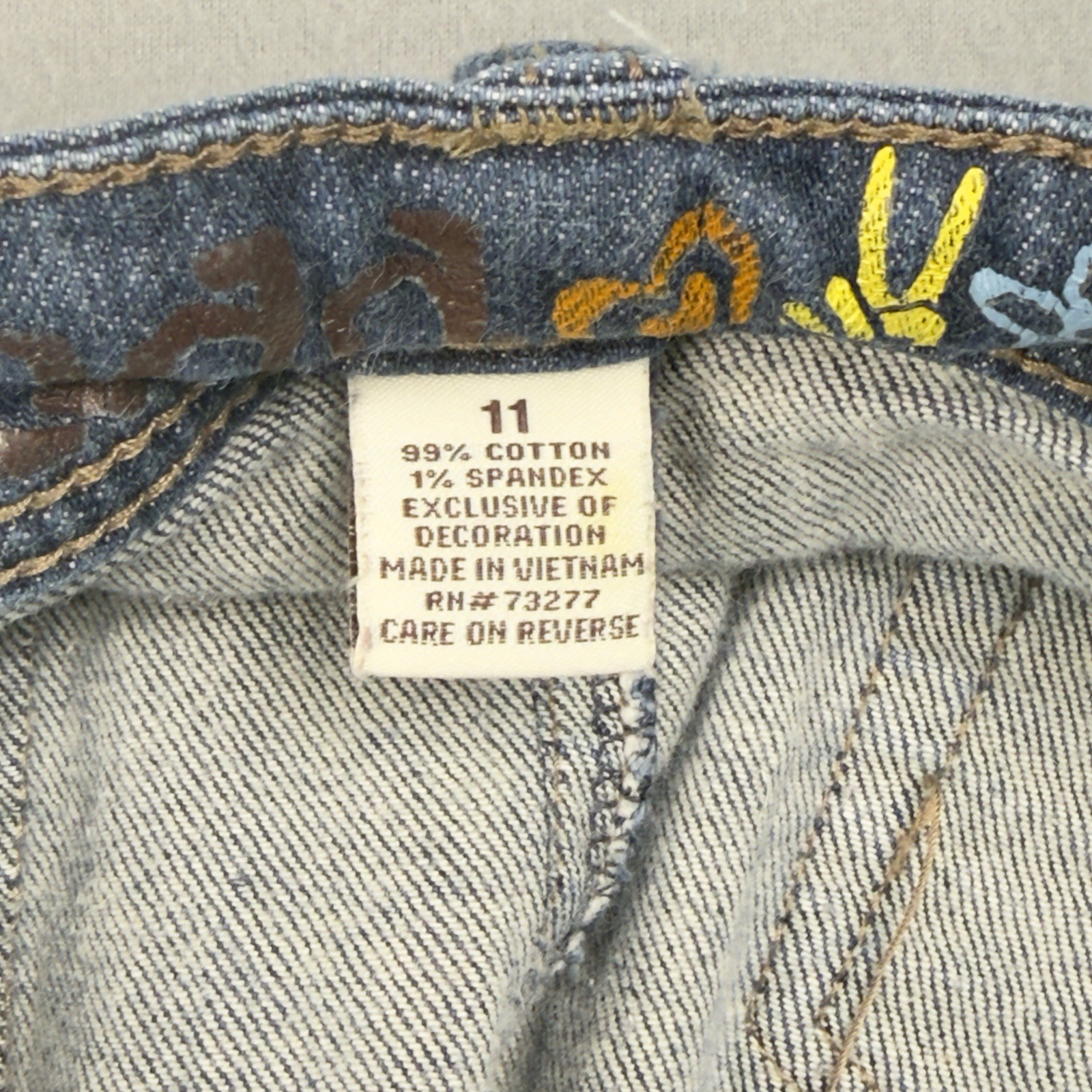 MUDD Low Rise Capri Jeans Pants Crop Size 11 (32W x 17L) Boho Vintage Y2K 90’s