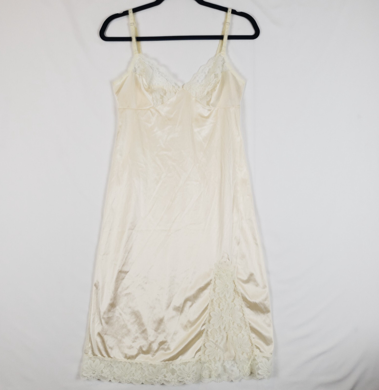 Vintage Kayser Nylon Full Slip Womens 32 Tall Small Lace Trim Thigh Slit Beige