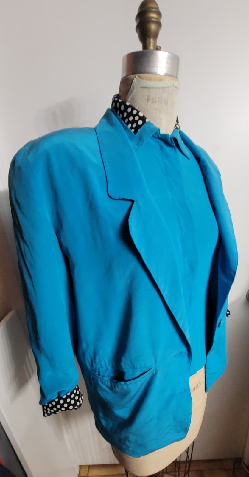 Oleg Cassini Washable Silk Vintage 80’s Turqouise Silk 2-piece Blouse + Blazer