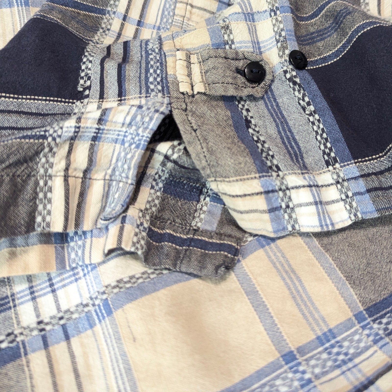 Vintage Y2K North Crest Women’s Large Plaid Flannel Cream & Blue Grandmacore