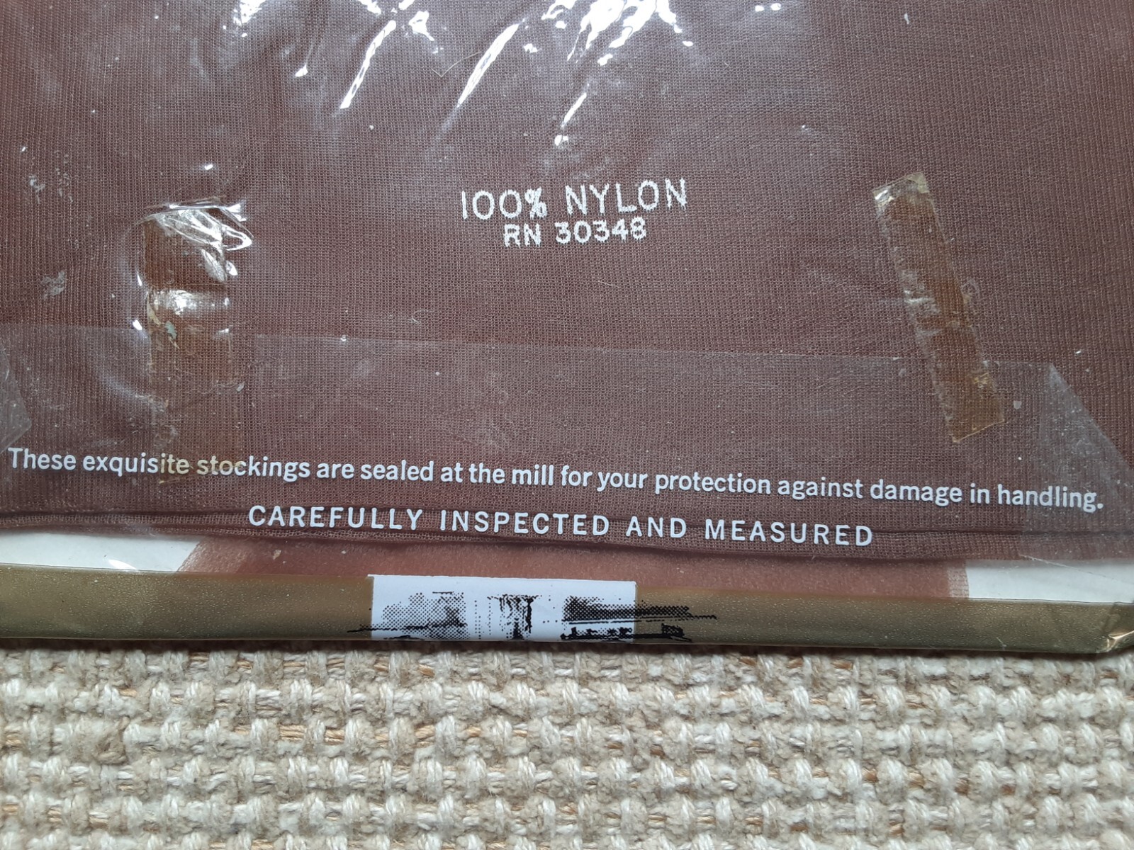 Vintage Park Avenue Nylon Mesh Stockings Medium Beige Size 8.5 New in Package