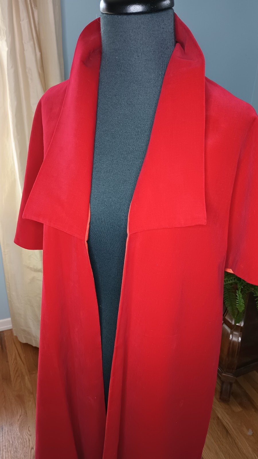 Vintage Red Velvet Opera Cape Cropped Back Scarf Front