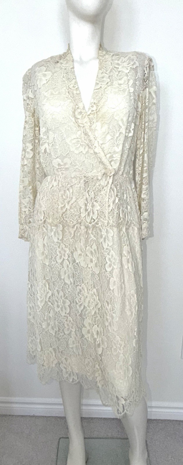 Jeri Modes NY Lillie Rubin Vintage 1960’s Ivory Lace Wrap V-Neck Dress Small