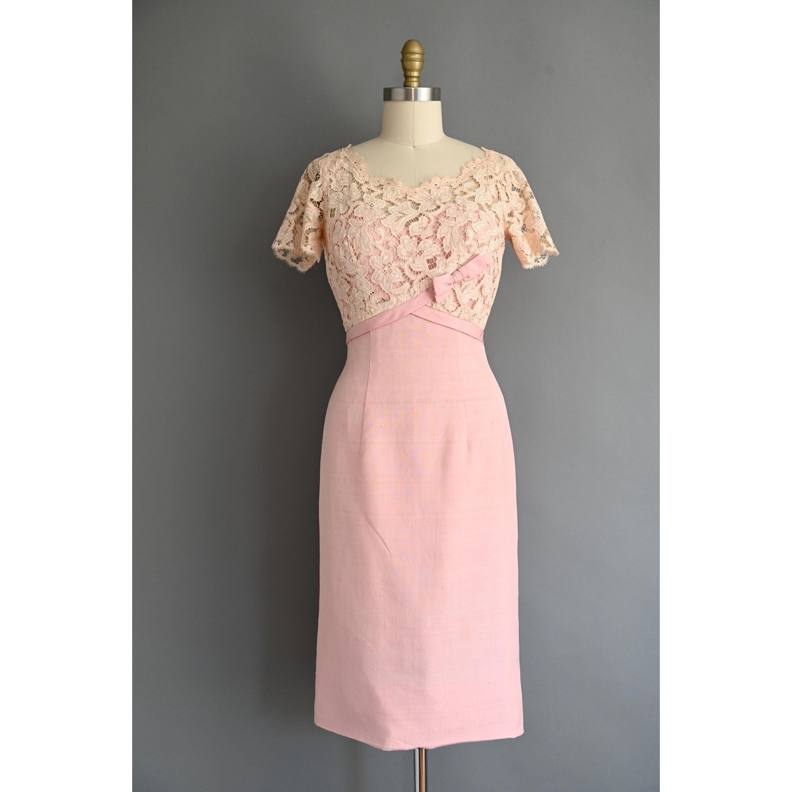 vintage 1950s dress | Terry Allen Pastel Pink Lace cocktail Dress | Medium