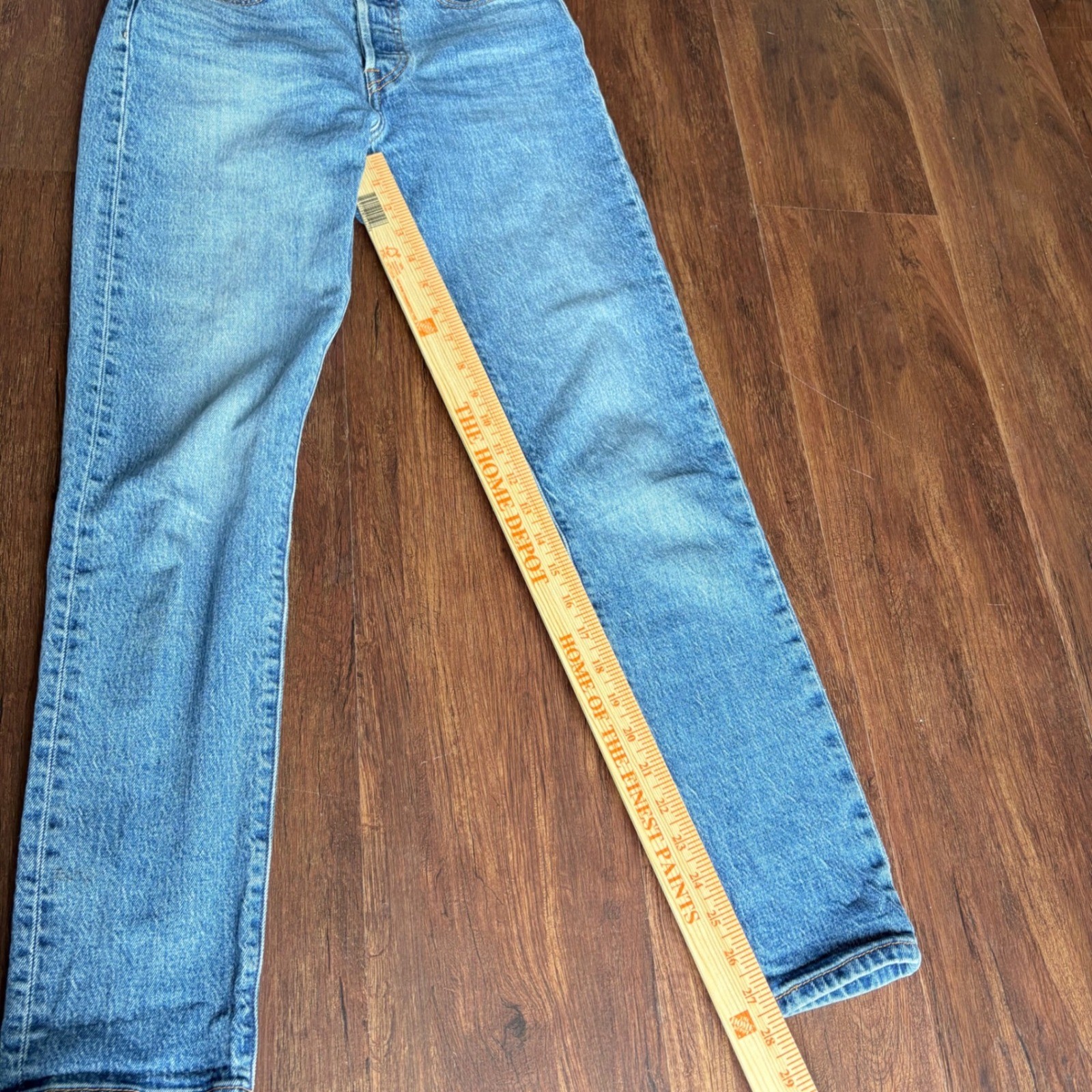 ♾️Levi’s Premium 501 Skinny Jeans Women’s W26 L30 Vintage Style Button-Fly♾️