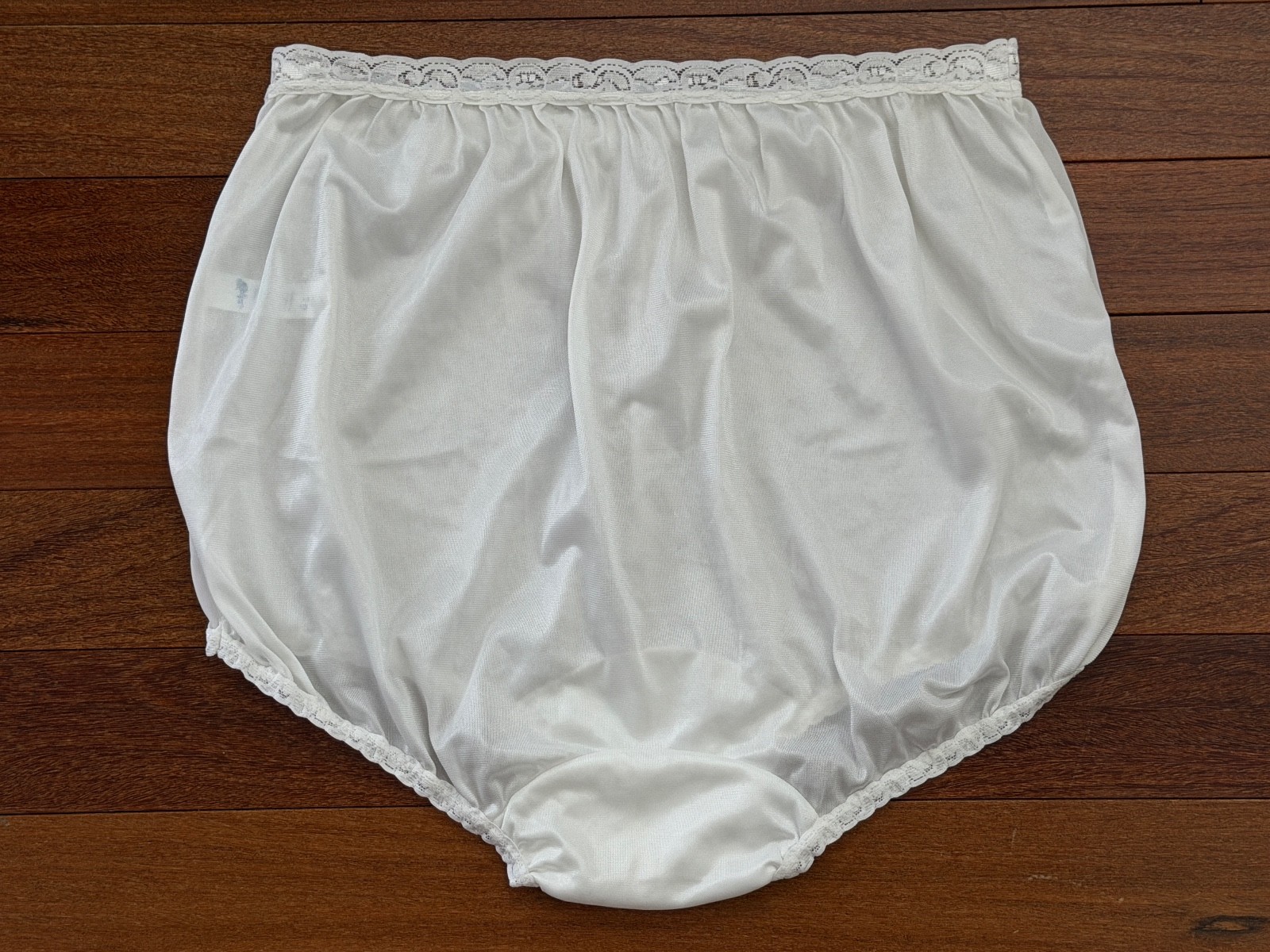 Vintage ROSE Brand High Waist Granny Panties Ivory Nylon Lace Sz 10 NOS 3 Pair
