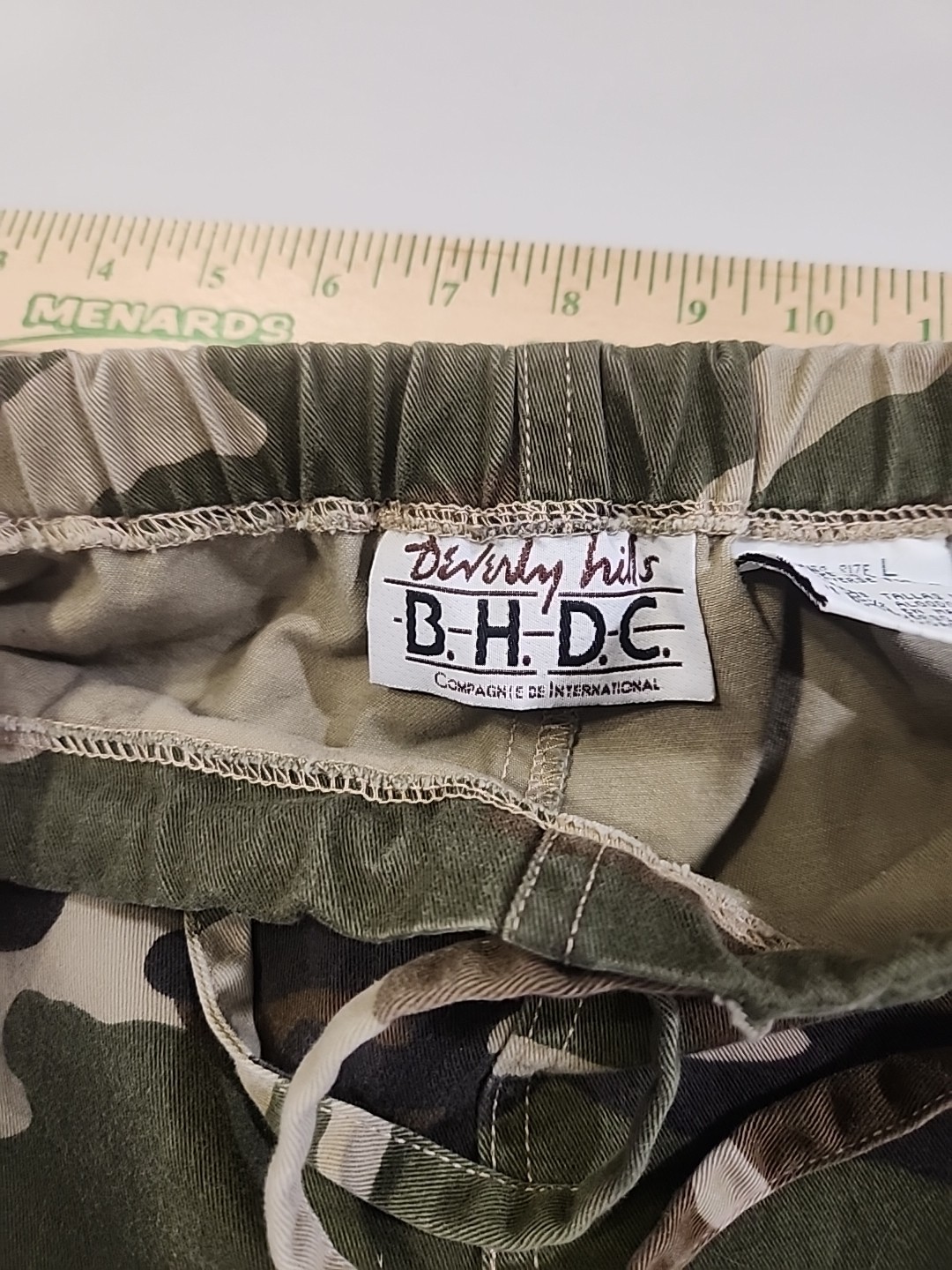 Vintage Beverly Hills B.H.D.C. Camouflage Drawstring Cargo Pants. Ladies Large