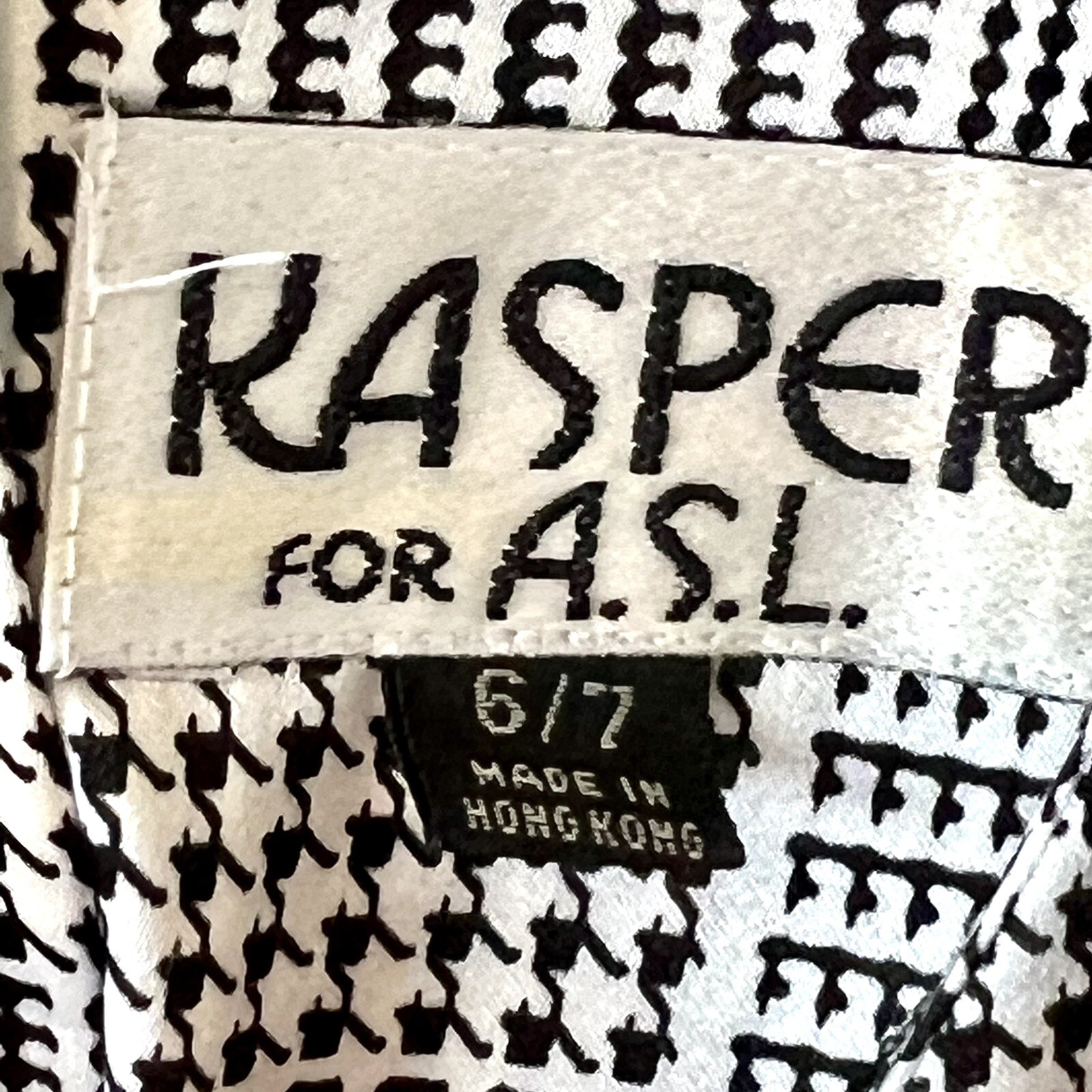 Vintage KASPER for ASL Houndstooth 2 Piece Pleated Skirt Set—SZ. 6/7
