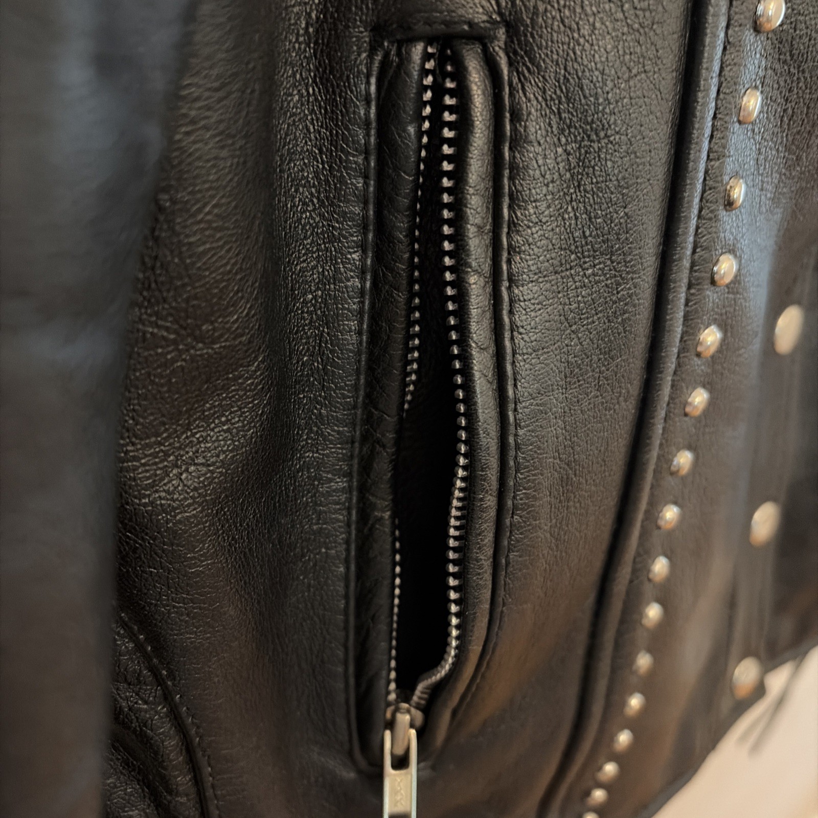 Vintage Beavers Den Womens Sz L Jacket Genuine Leather Biker studded Motorcycle