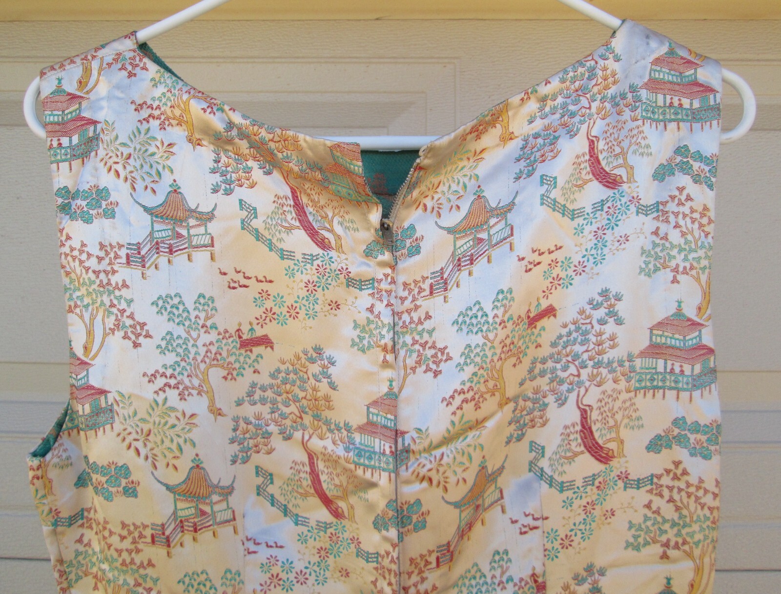 Asian Silky Cocktail Dress Peach Red Yellow Turquoise Blue Landscape Vintage